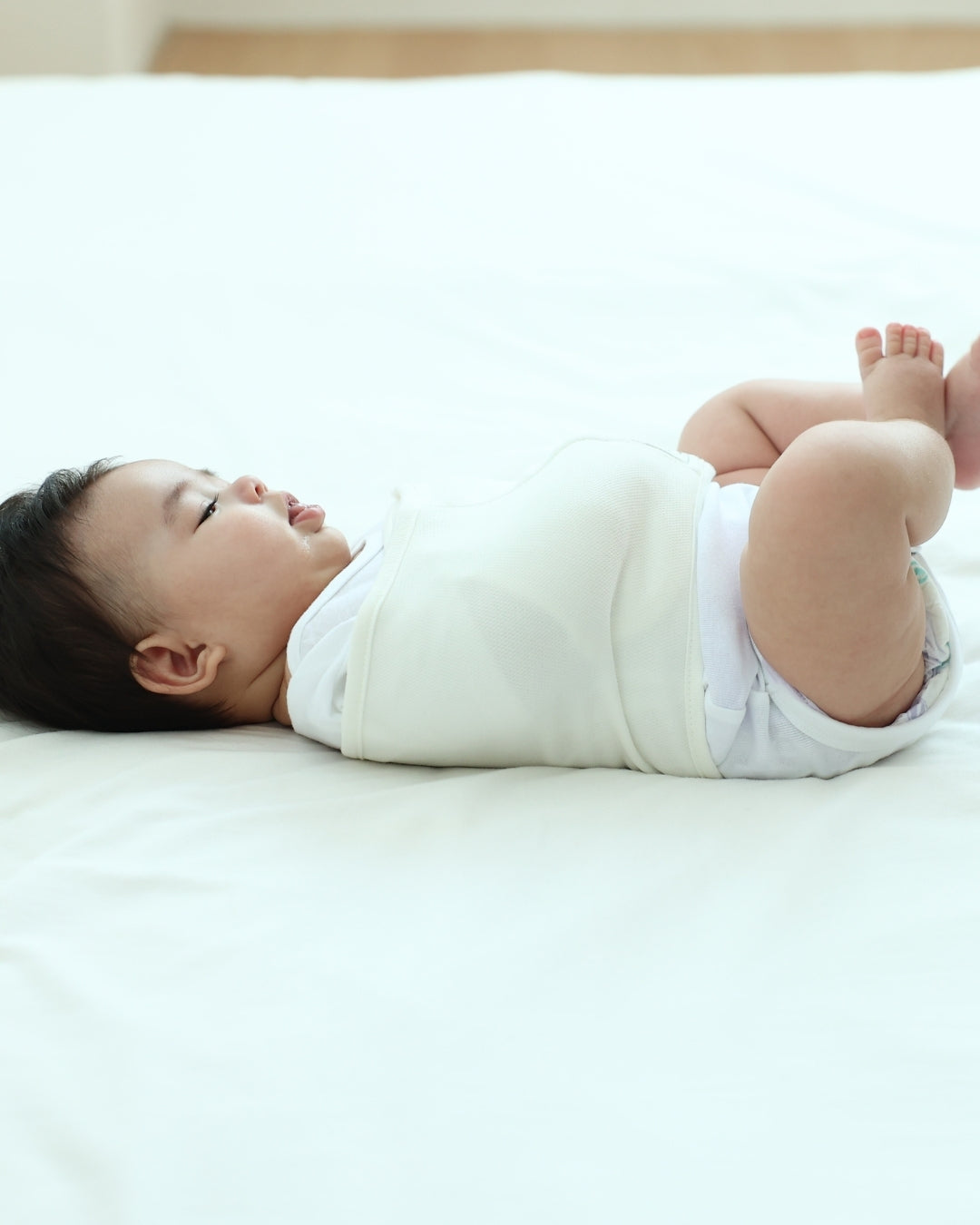 Newborn Silent Swaddle Strap