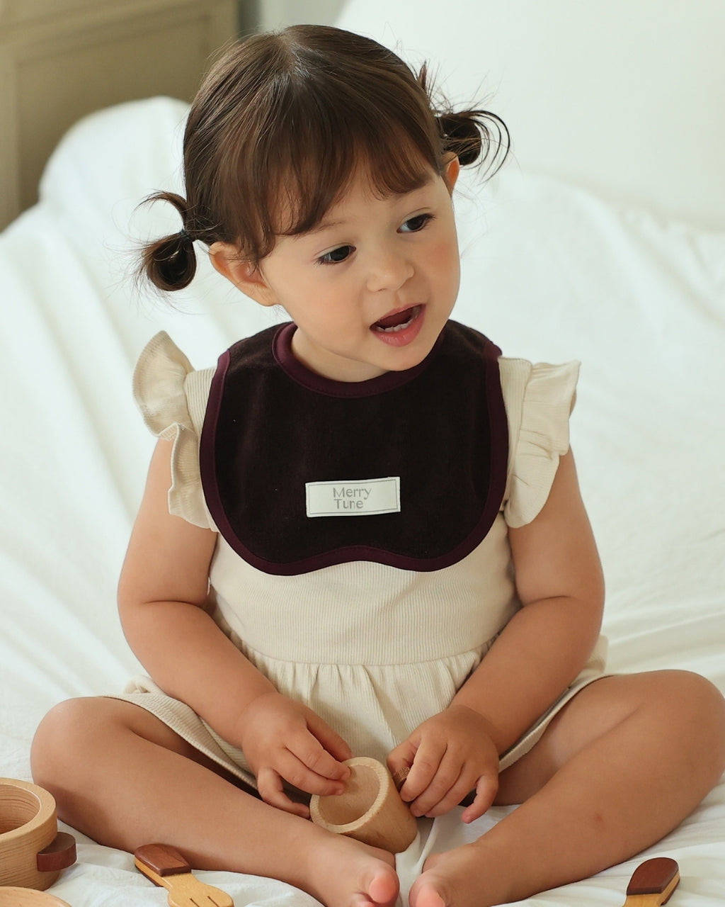 Iconic Terry Baby Bib 6+1